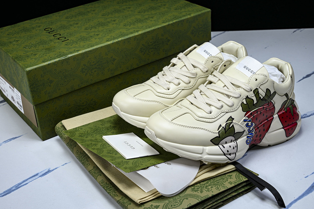 GC Sneakers