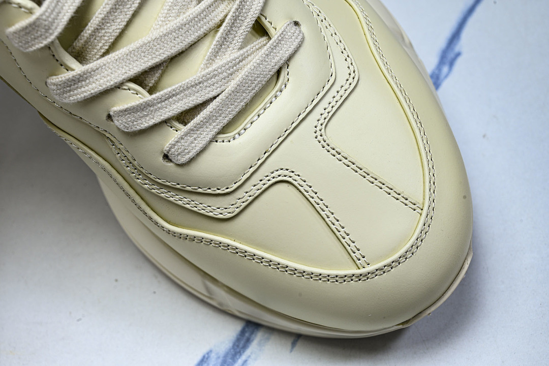 GC Sneakers