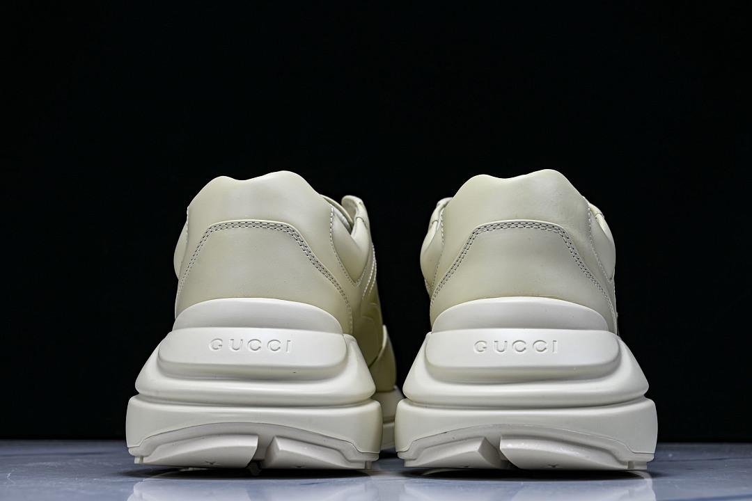 GC Sneakers