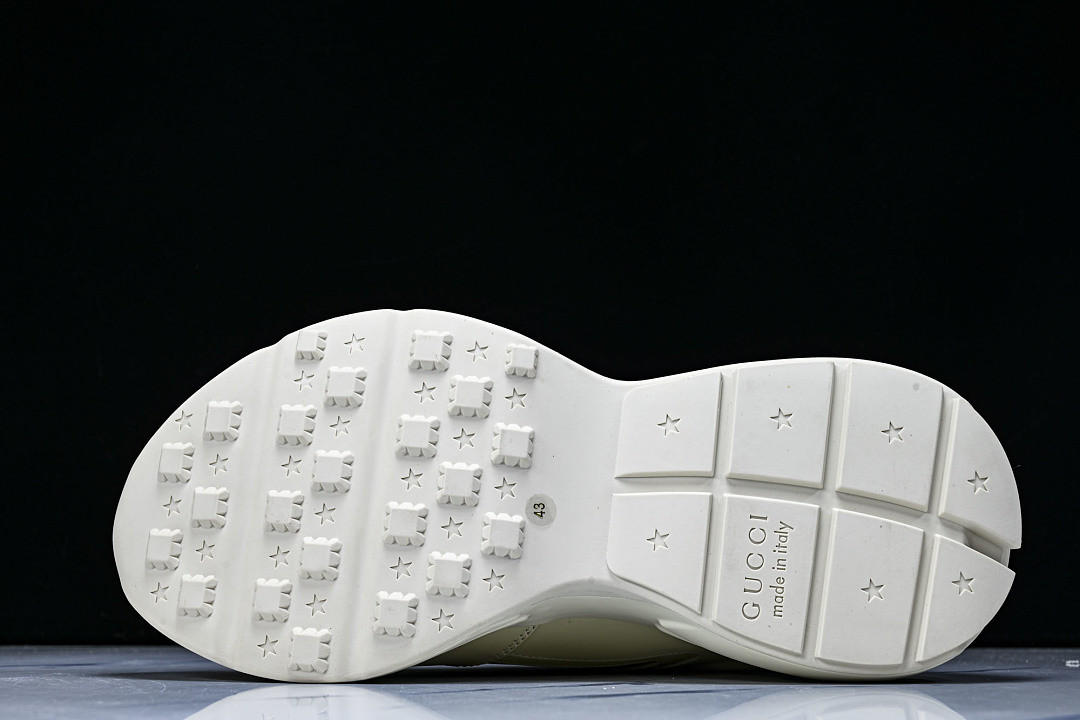 GC Sneakers