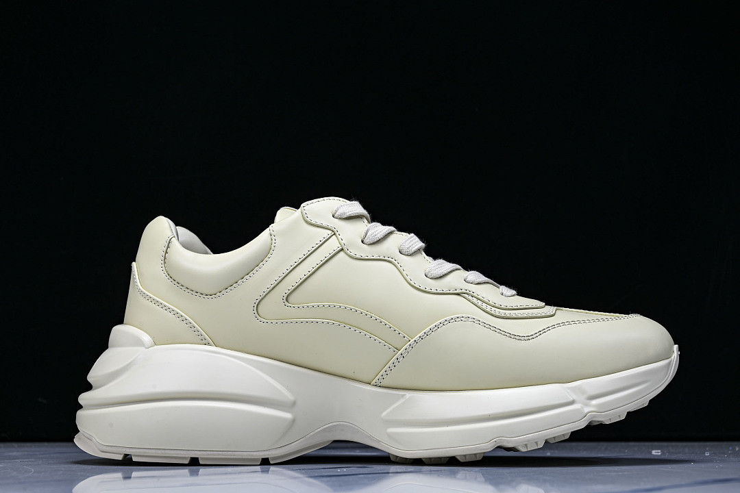 GC Sneakers