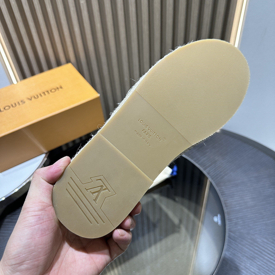 L*V Slides LVS-016