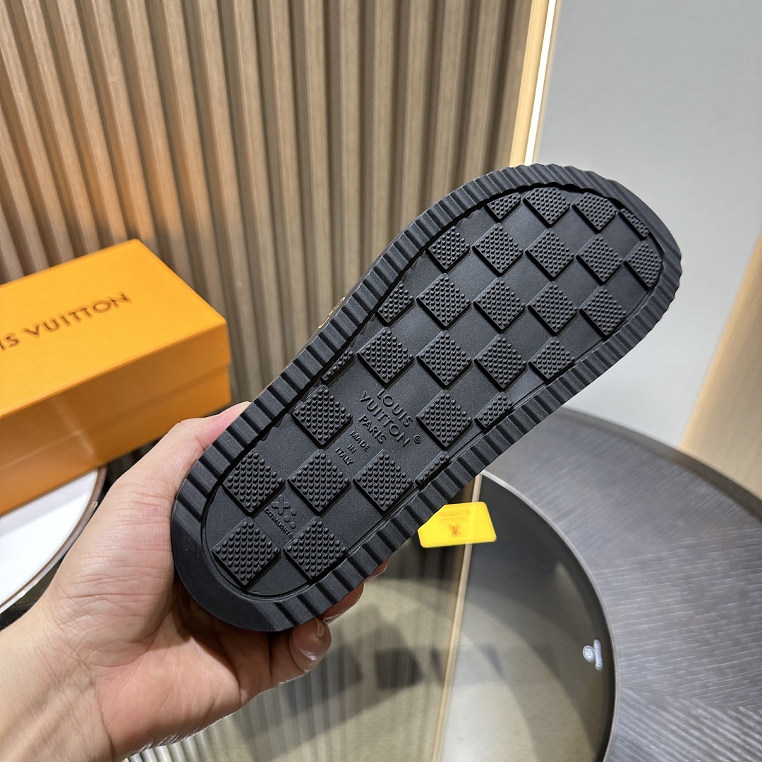 L*V Slides LVS-022