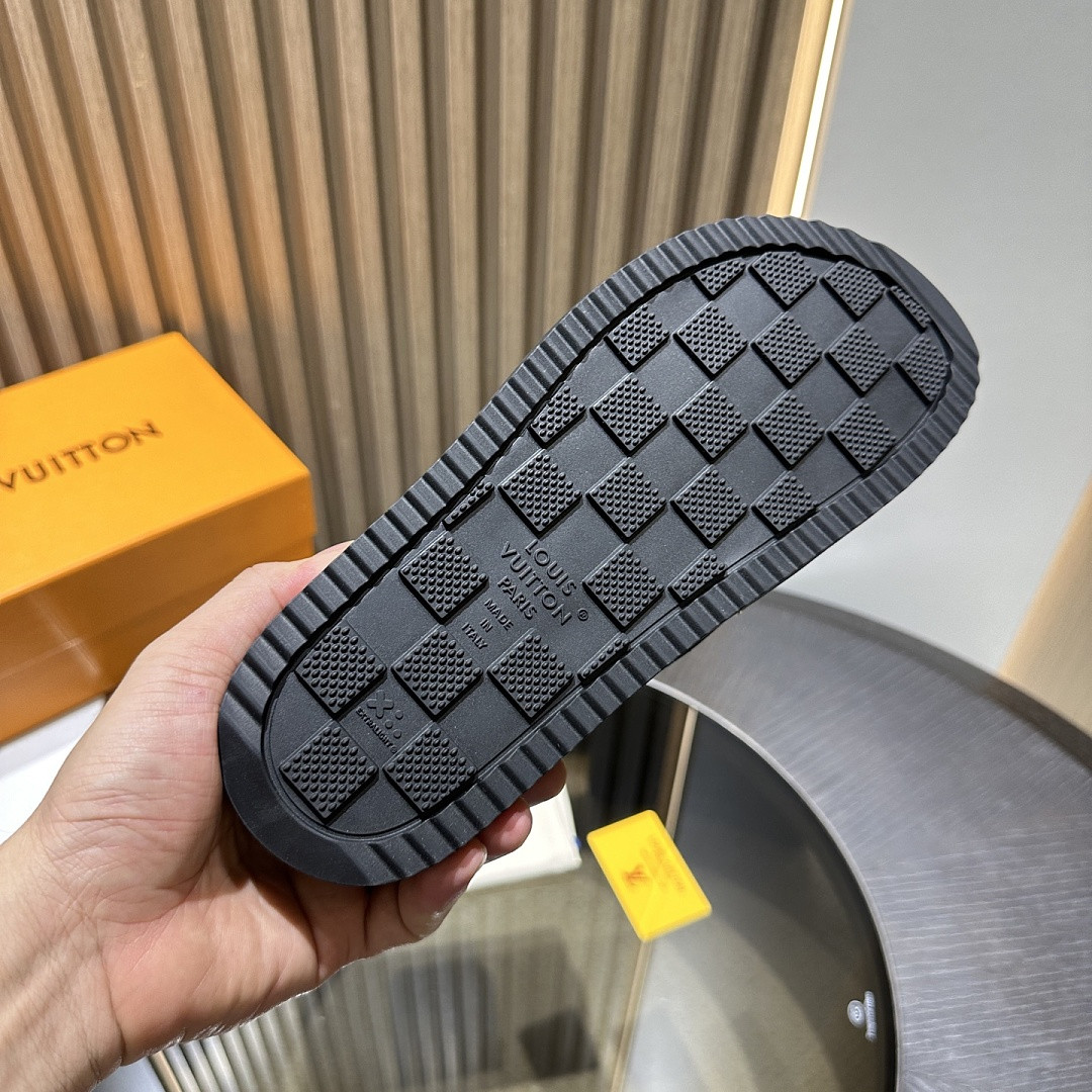 L*V Slides LVS-025