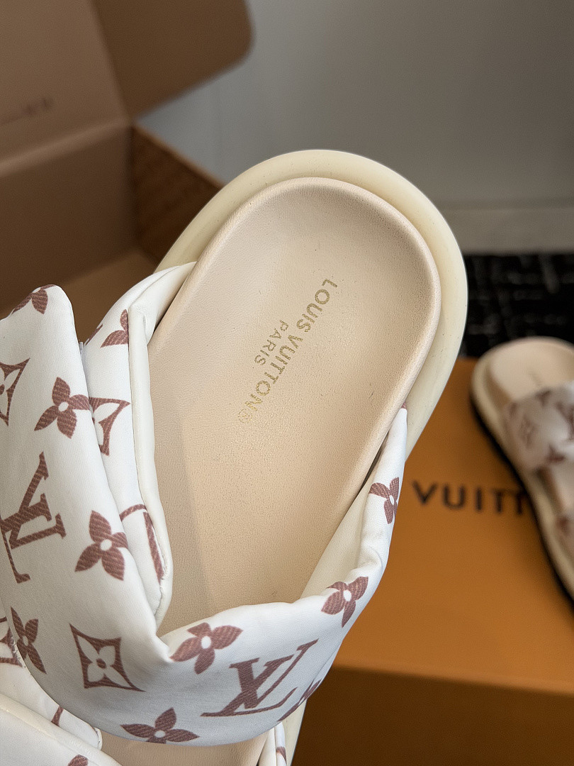 L*V Slides LVS-030