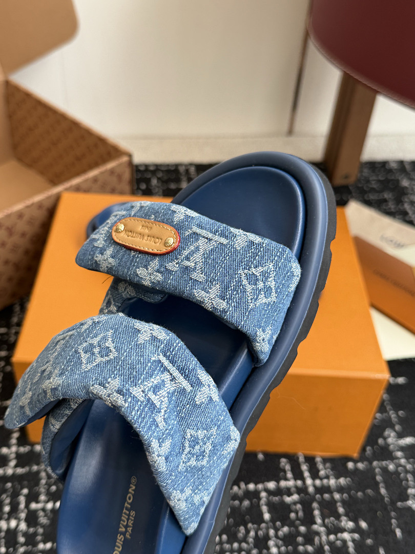 L*V Slides LVS-032