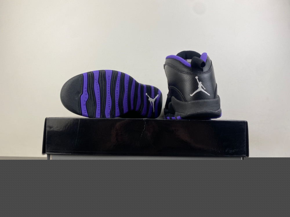 Air Jordan 10 OG Sacramento 130209-051
