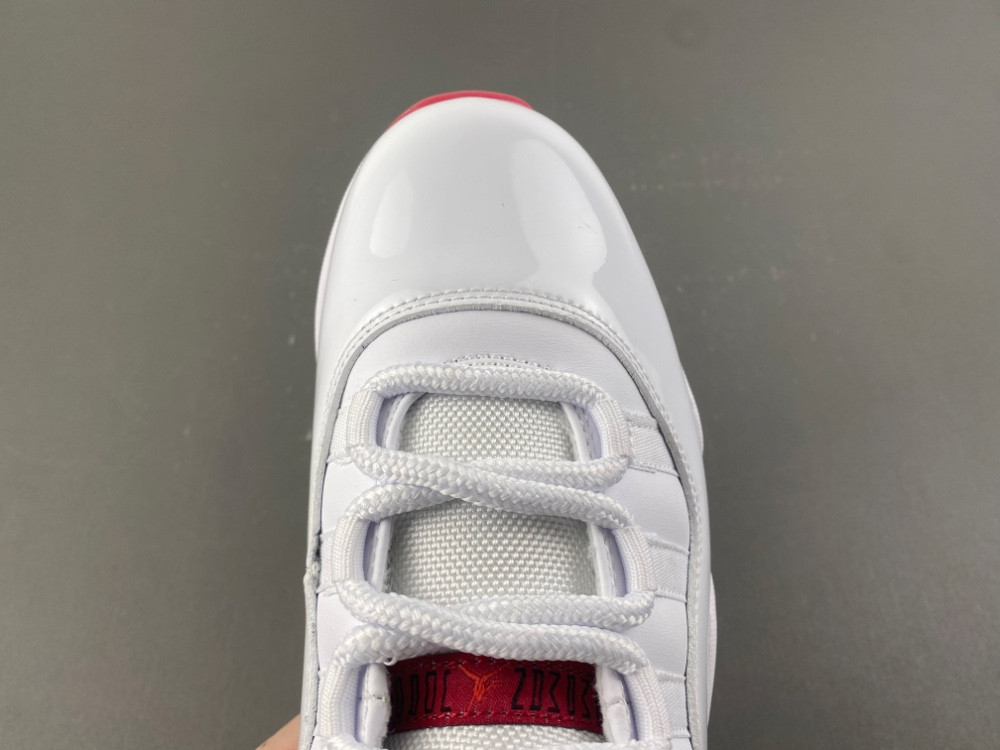 Air Jordan 11 CT8012-160