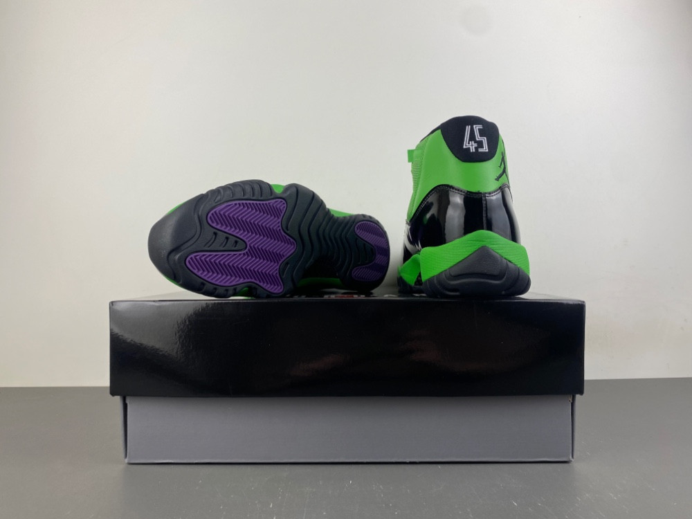 Air Jordan 11 CT8012-310