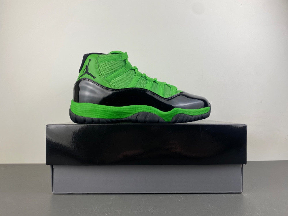 Air Jordan 11 CT8012-310