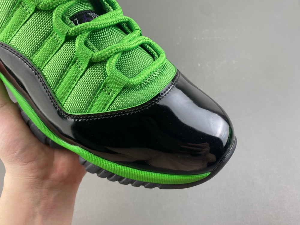 Air Jordan 11 CT8012-310