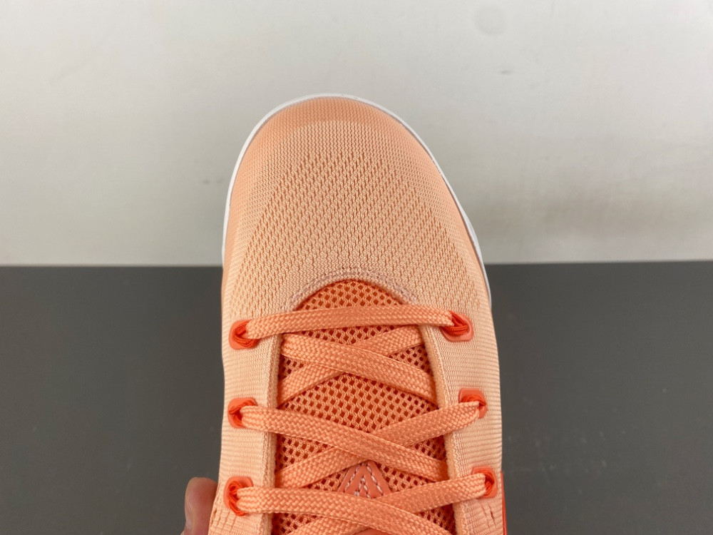 Nike Kobe 9 Elite Low EM Protro“WNBA IM6119-800