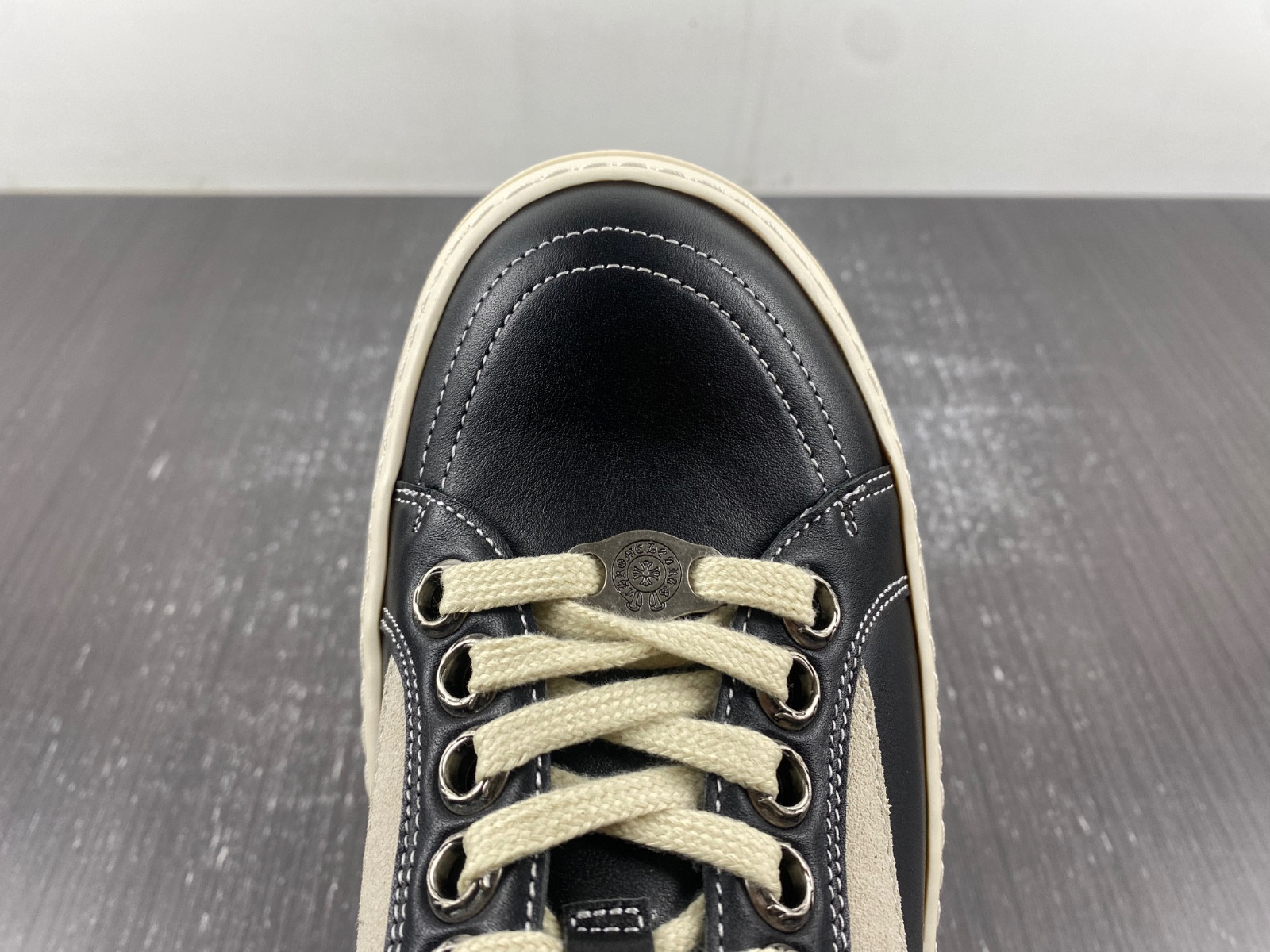 RO Sneakers