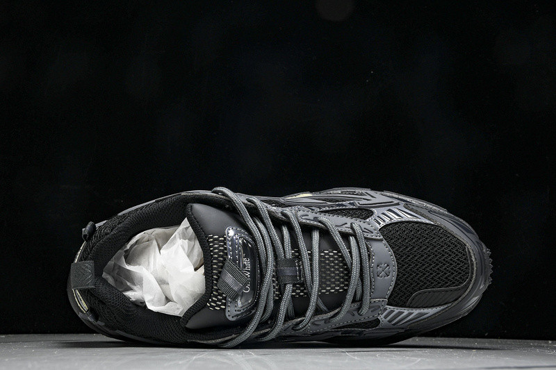 OFF-WHITE BE RIGHT BACK