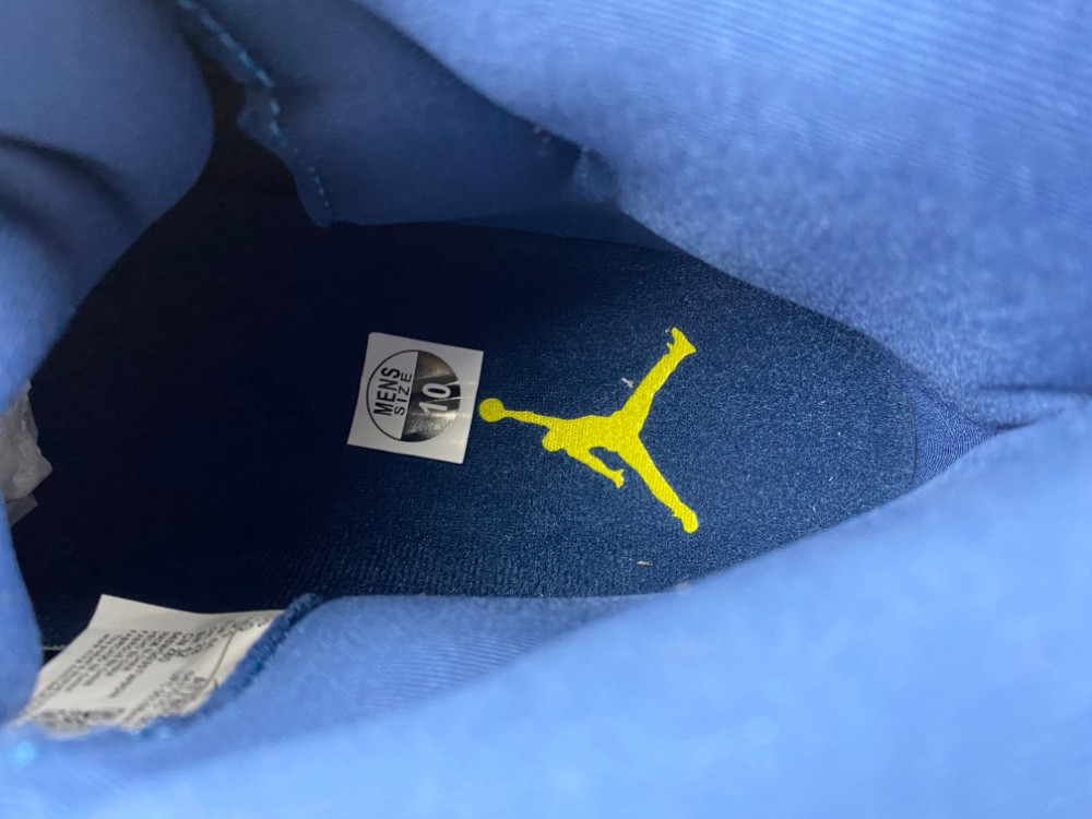 Air Jordan 11 AT7802-115-1