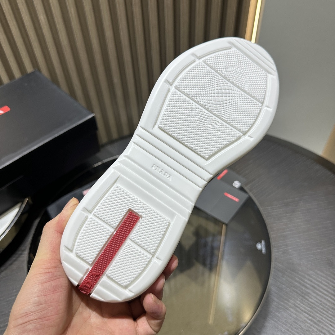 PA Low Sneakers