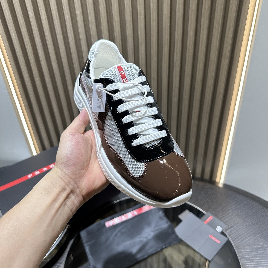 PA Low Sneakers