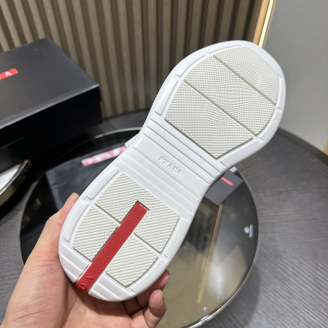 PA Low Sneakers