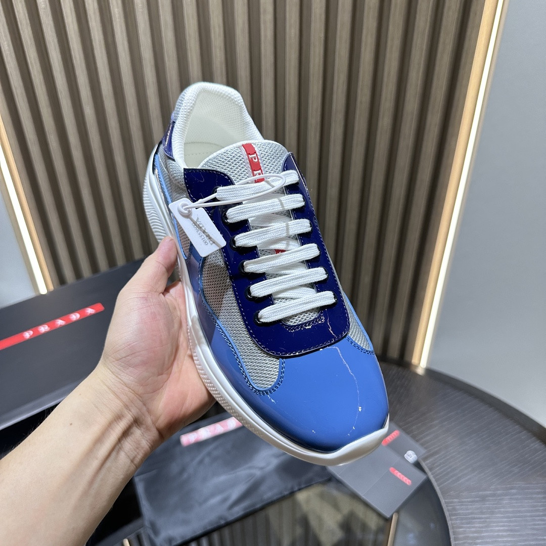 PA Low Sneakers