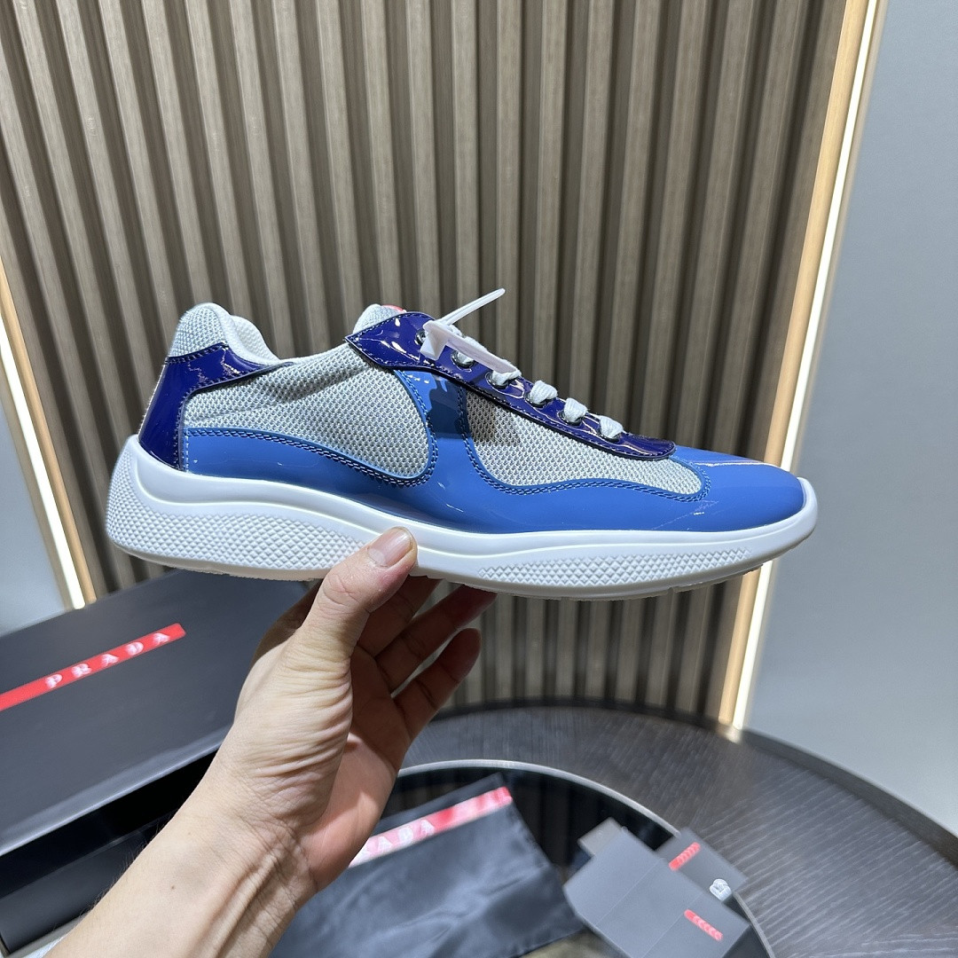 PA Low Sneakers