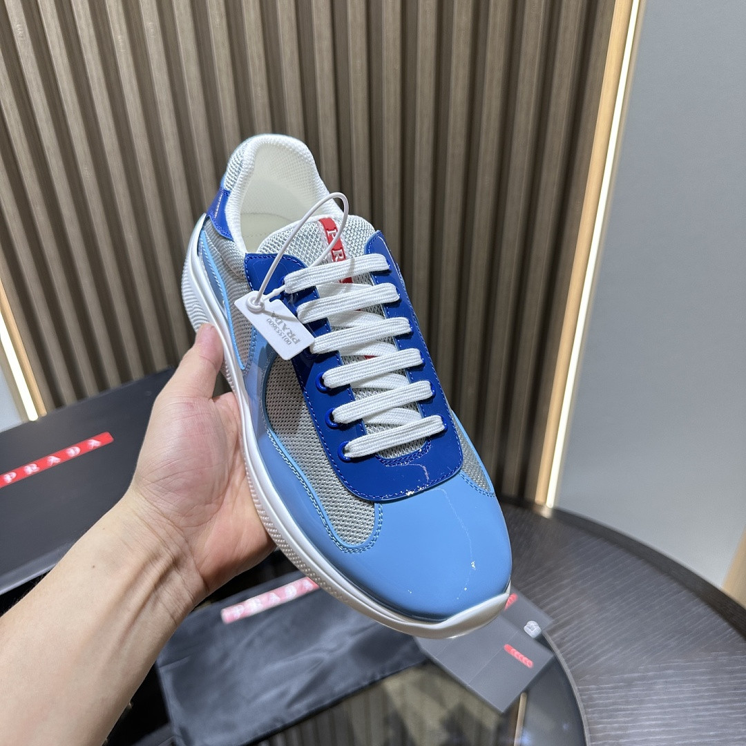 PA Low Sneakers