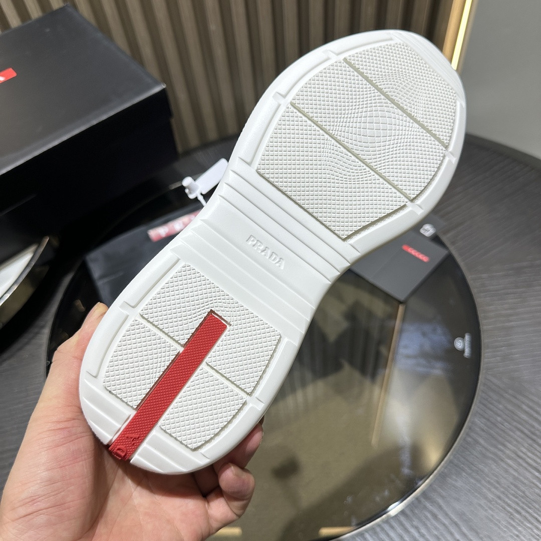 PA Low Sneakers