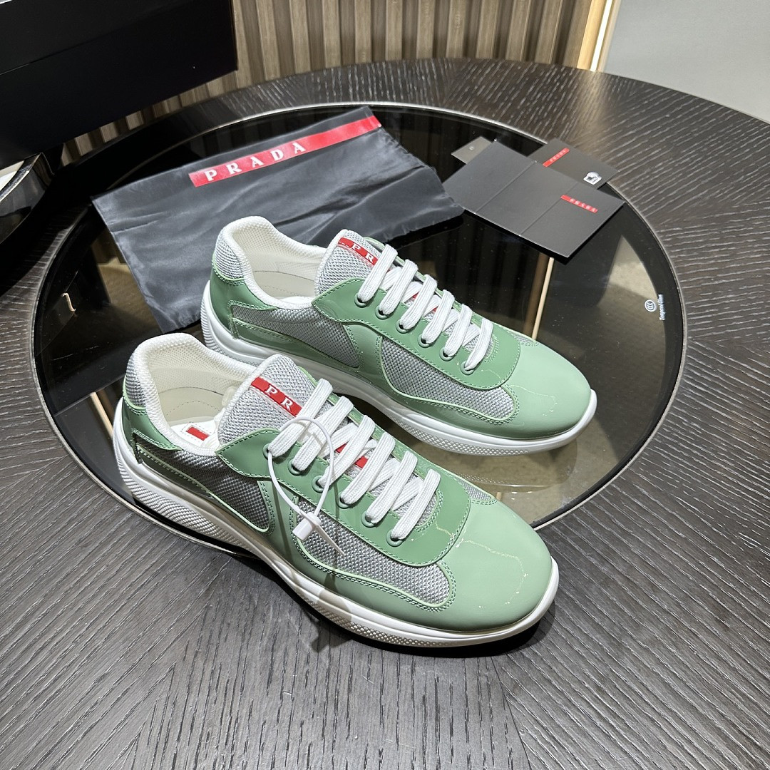 PA Low Sneakers