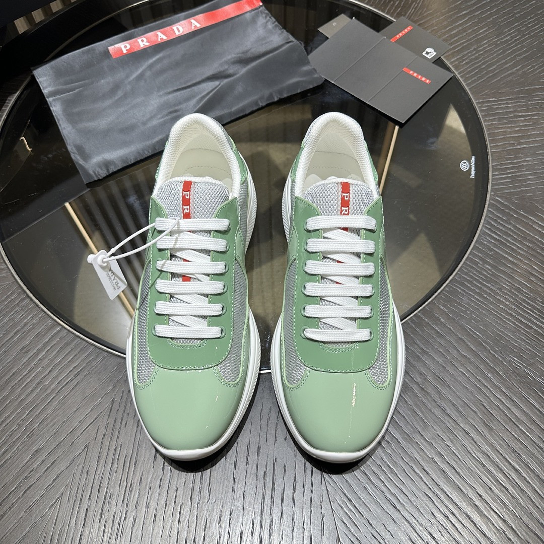 PA Low Sneakers