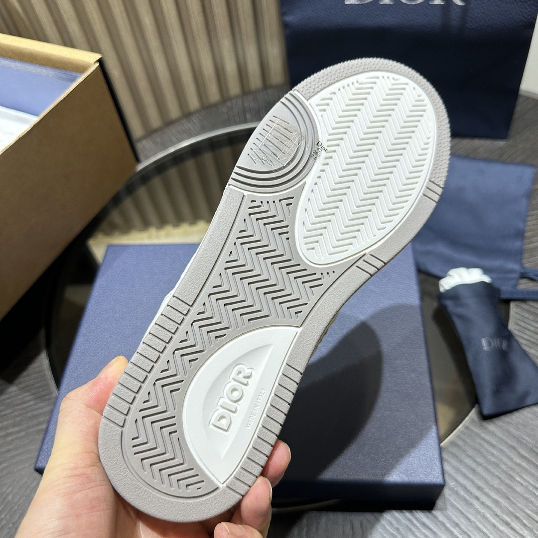DR B27 Sneaker