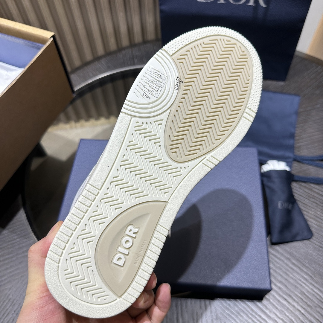 DR B27 Sneaker