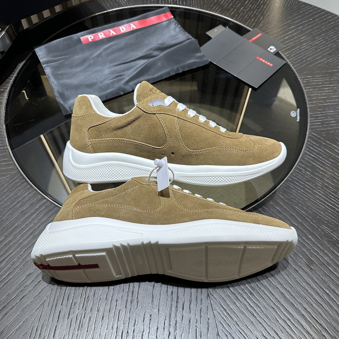 PA Low Sneakers