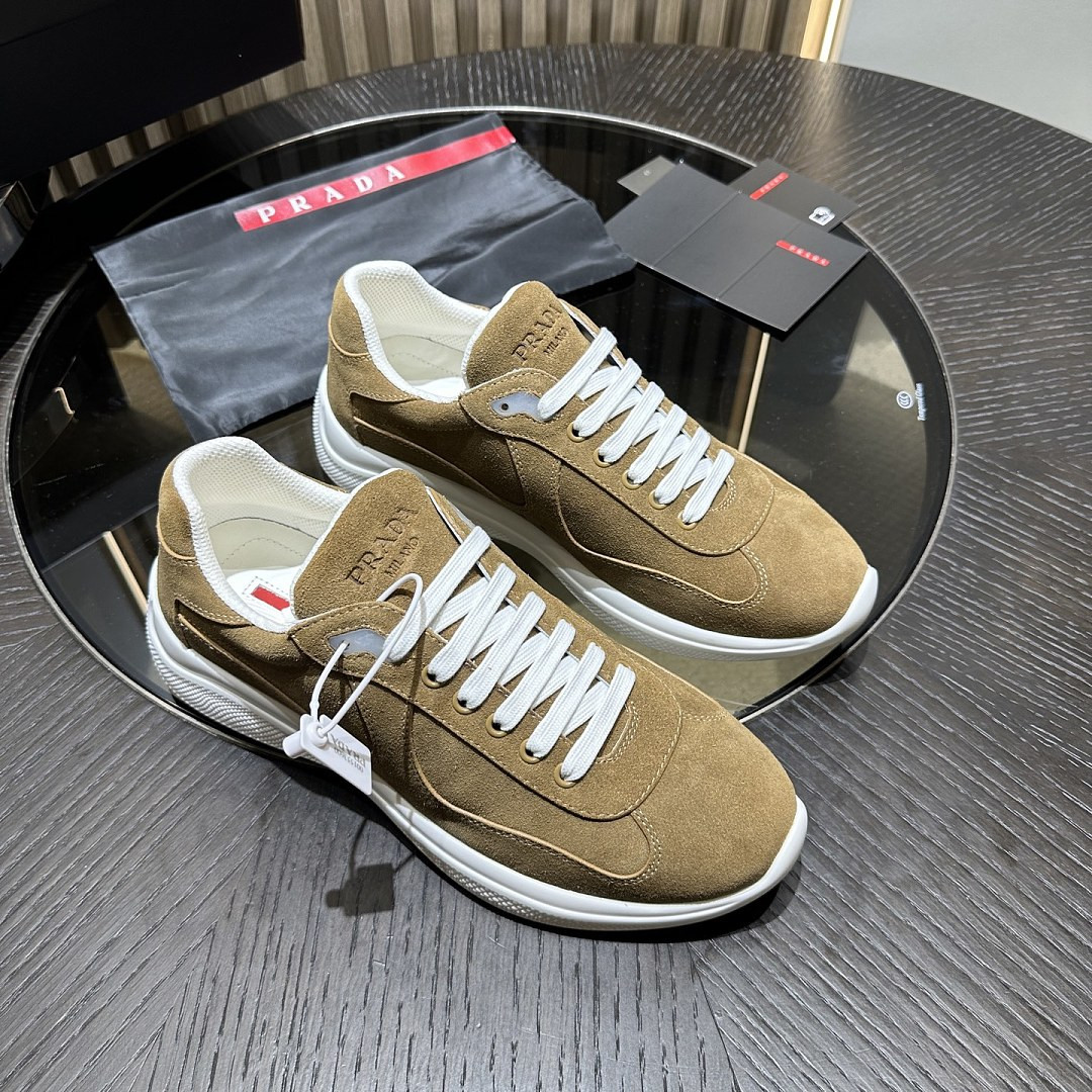 PA Low Sneakers