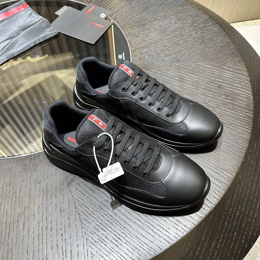 PA Low Sneakers