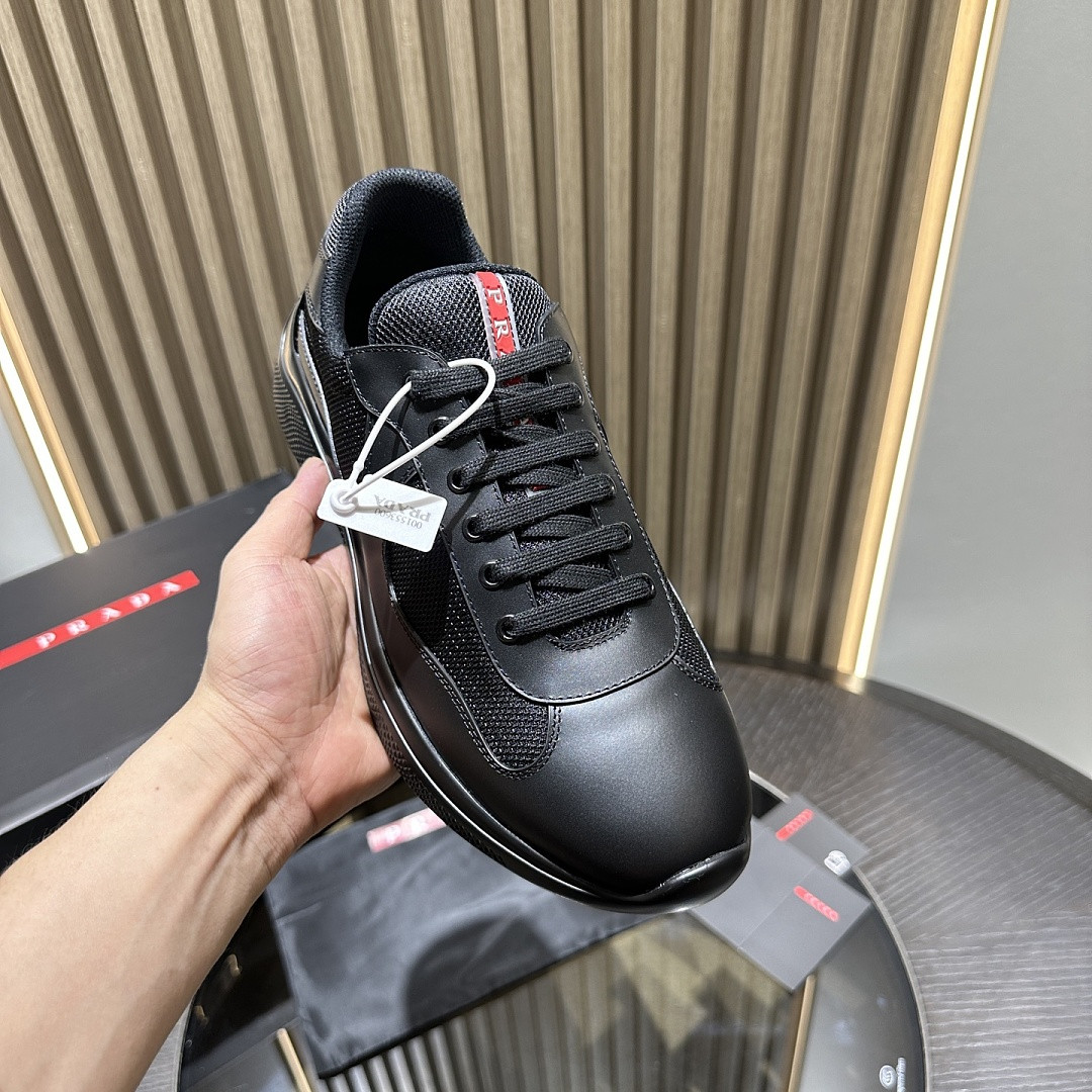 PA Low Sneakers