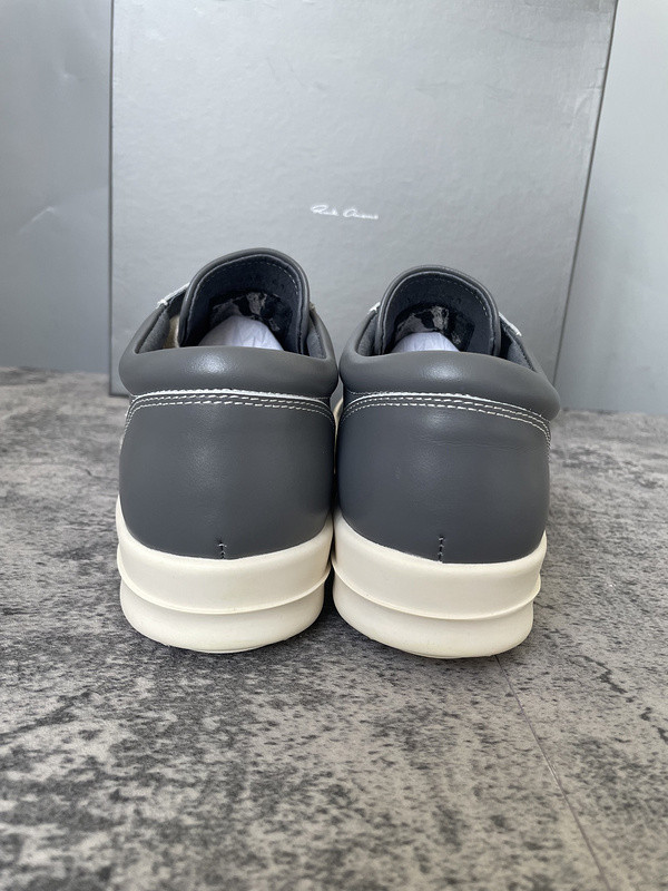 RO Sneakers