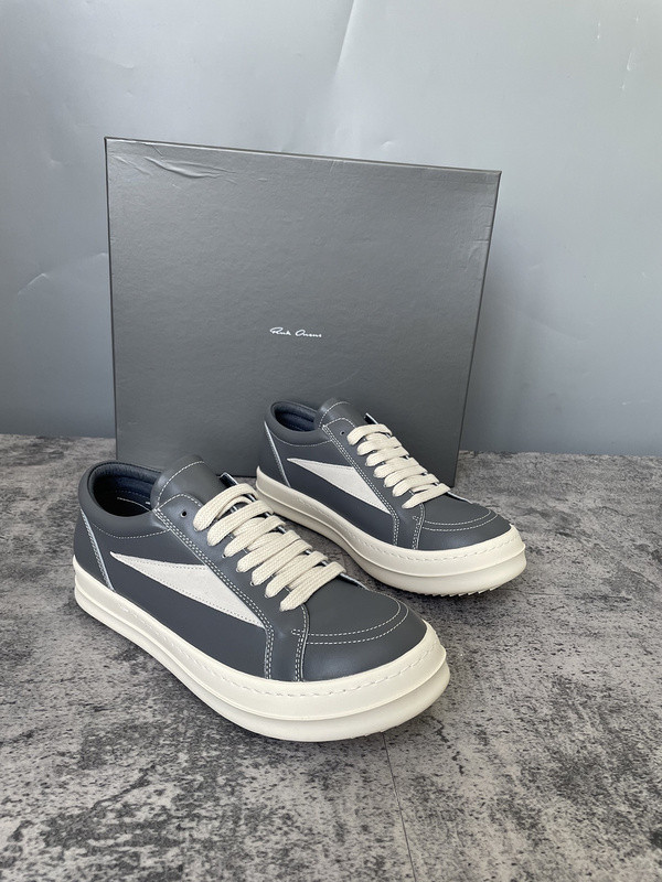 RO Sneakers