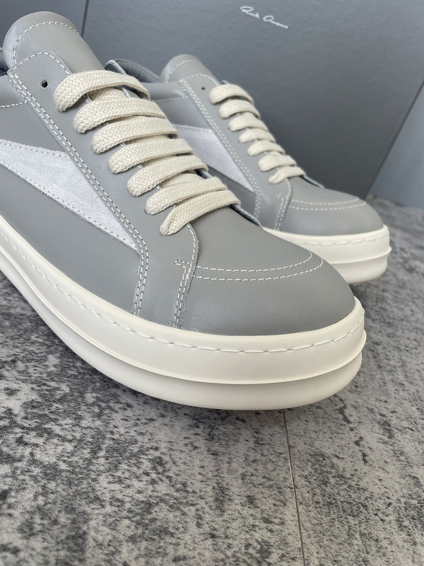 RO Sneakers