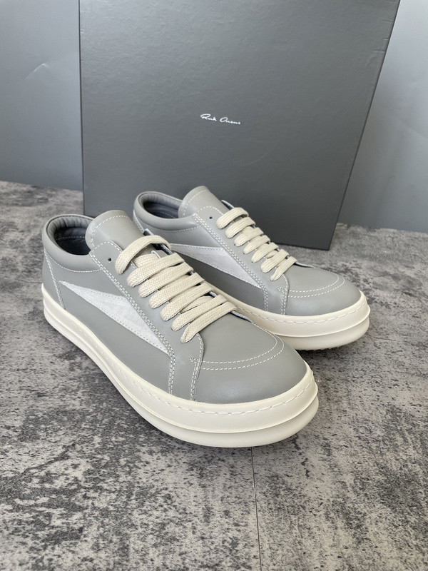RO Sneakers