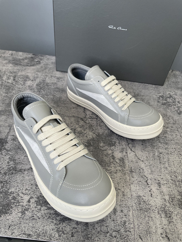 RO Sneakers
