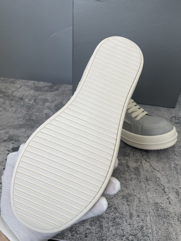 RO Sneakers