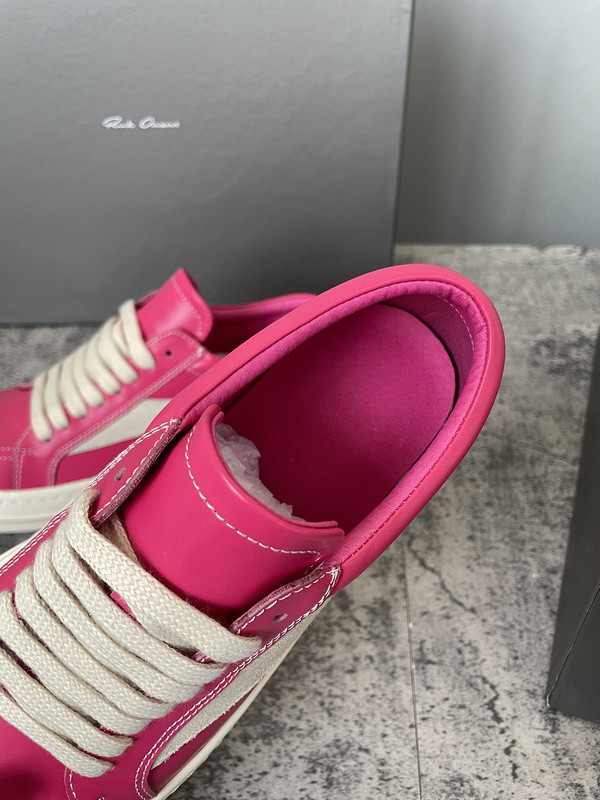 RO Sneakers