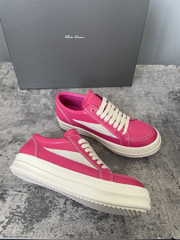 RO Sneakers