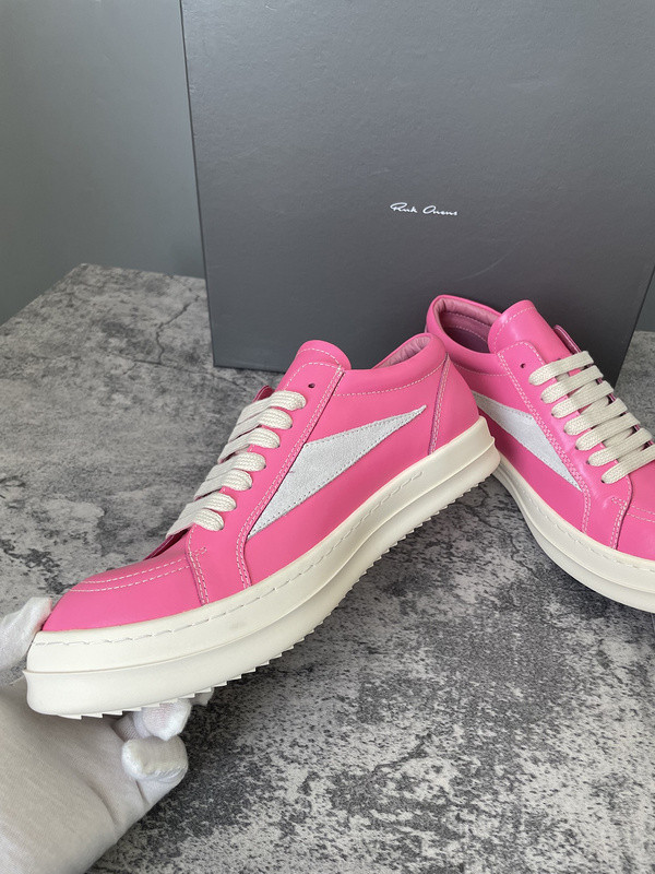 RO Sneakers