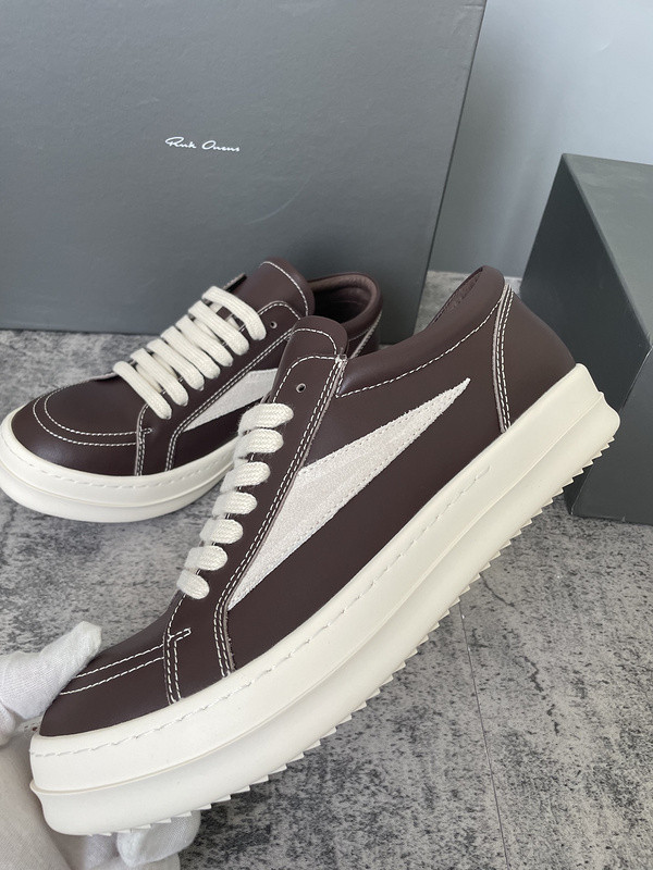 RO Sneakers