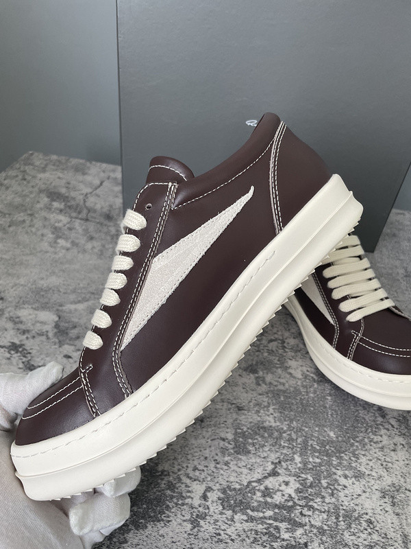 RO Sneakers