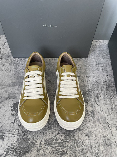 RO Sneakers