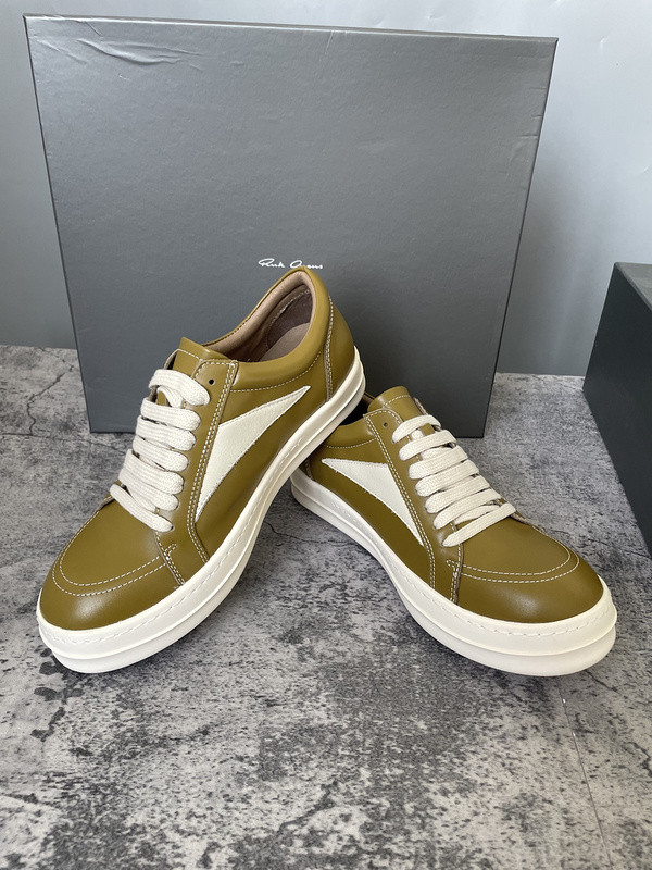 RO Sneakers