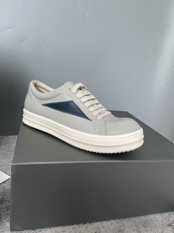 RO Sneakers
