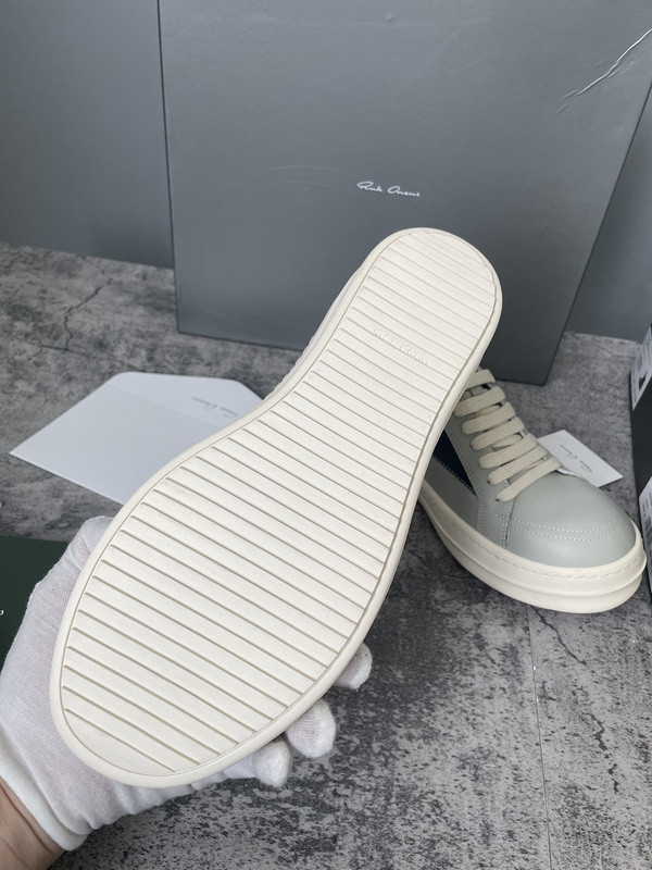 RO Sneakers
