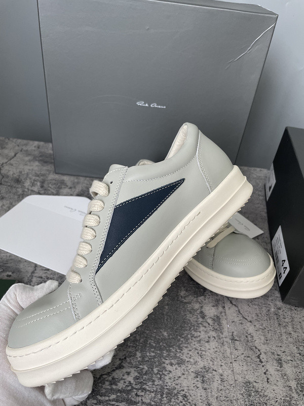 RO Sneakers